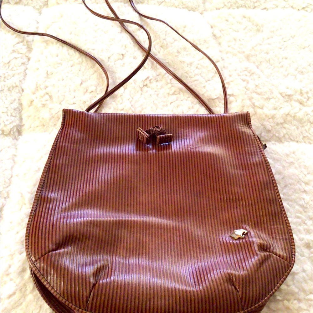 Bagheera Ribbed Leather Shoulder or Crossbody Handbag Made in Italy